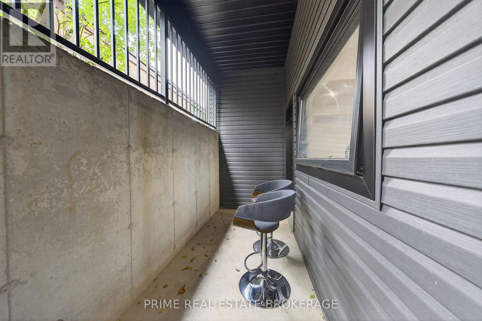 3 - 417 Baseline Road E, London South (South G), Ontario  N6C 2P5 - Photo 21 - X12308229