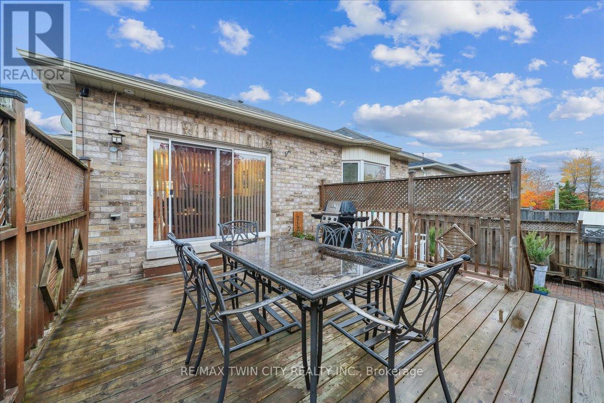 52 Mistycreek Crescent, Brampton, Ontario  L7A 3E8 - Photo 34 - W12480034