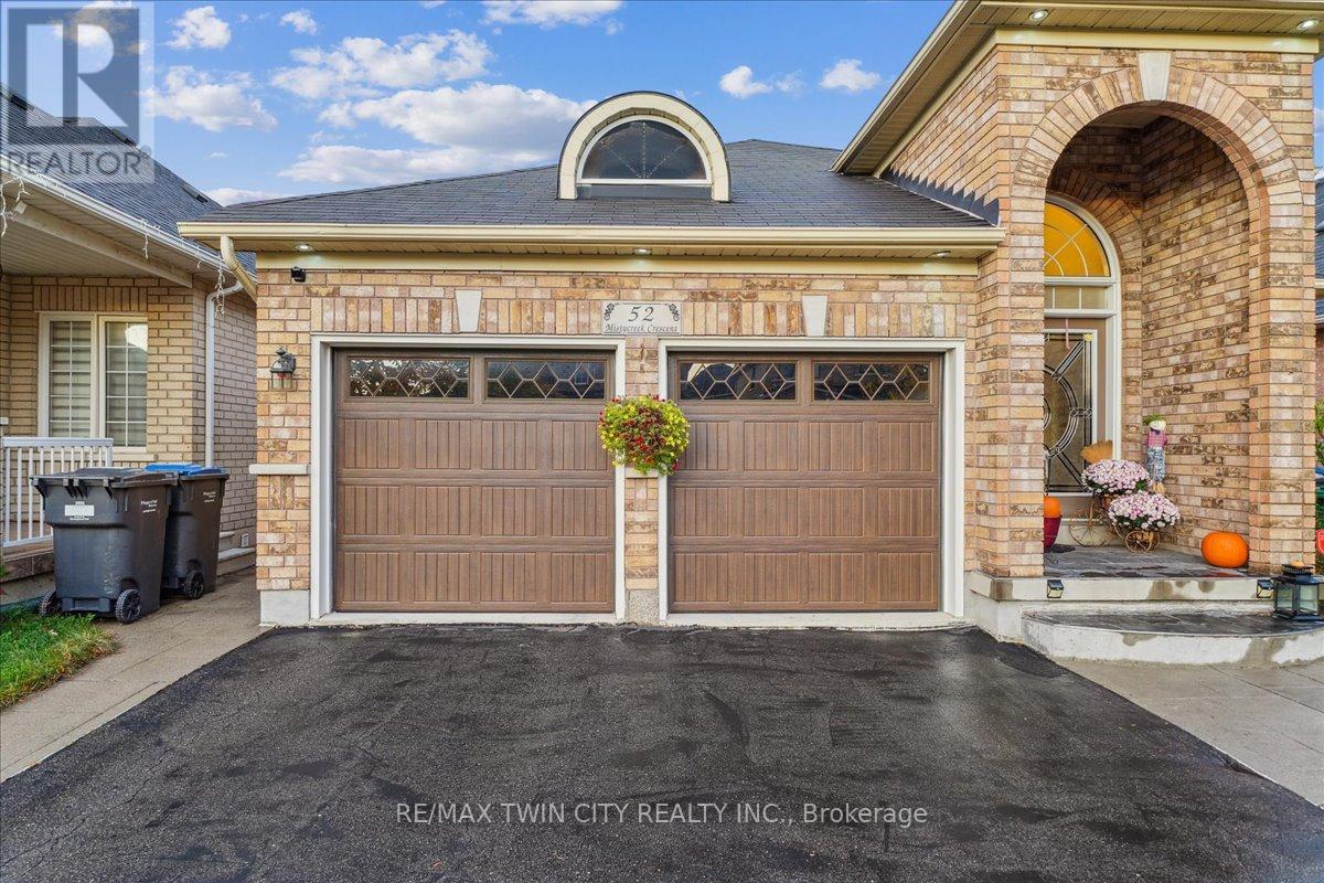 52 Mistycreek Crescent, Brampton, Ontario  L7A 3E8 - Photo 41 - W12480034