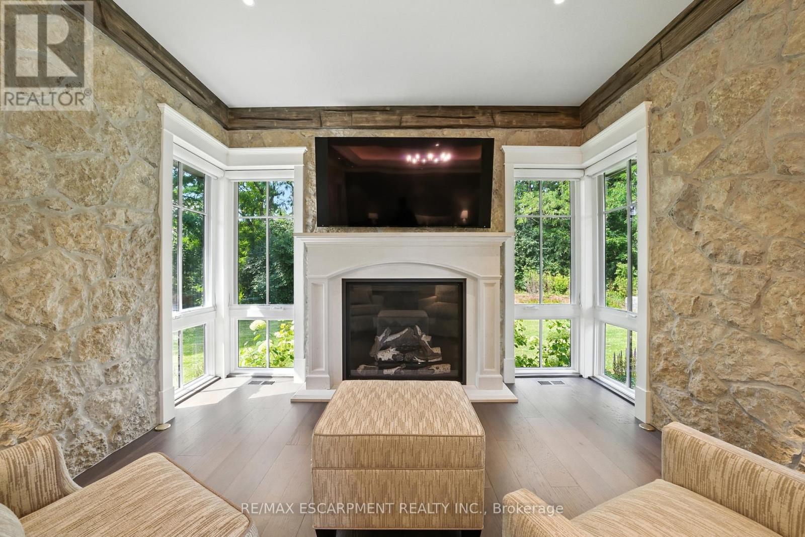 597 Old York Road, Burlington, Ontario  L7P 4Y6 - Photo 13 - W12480040