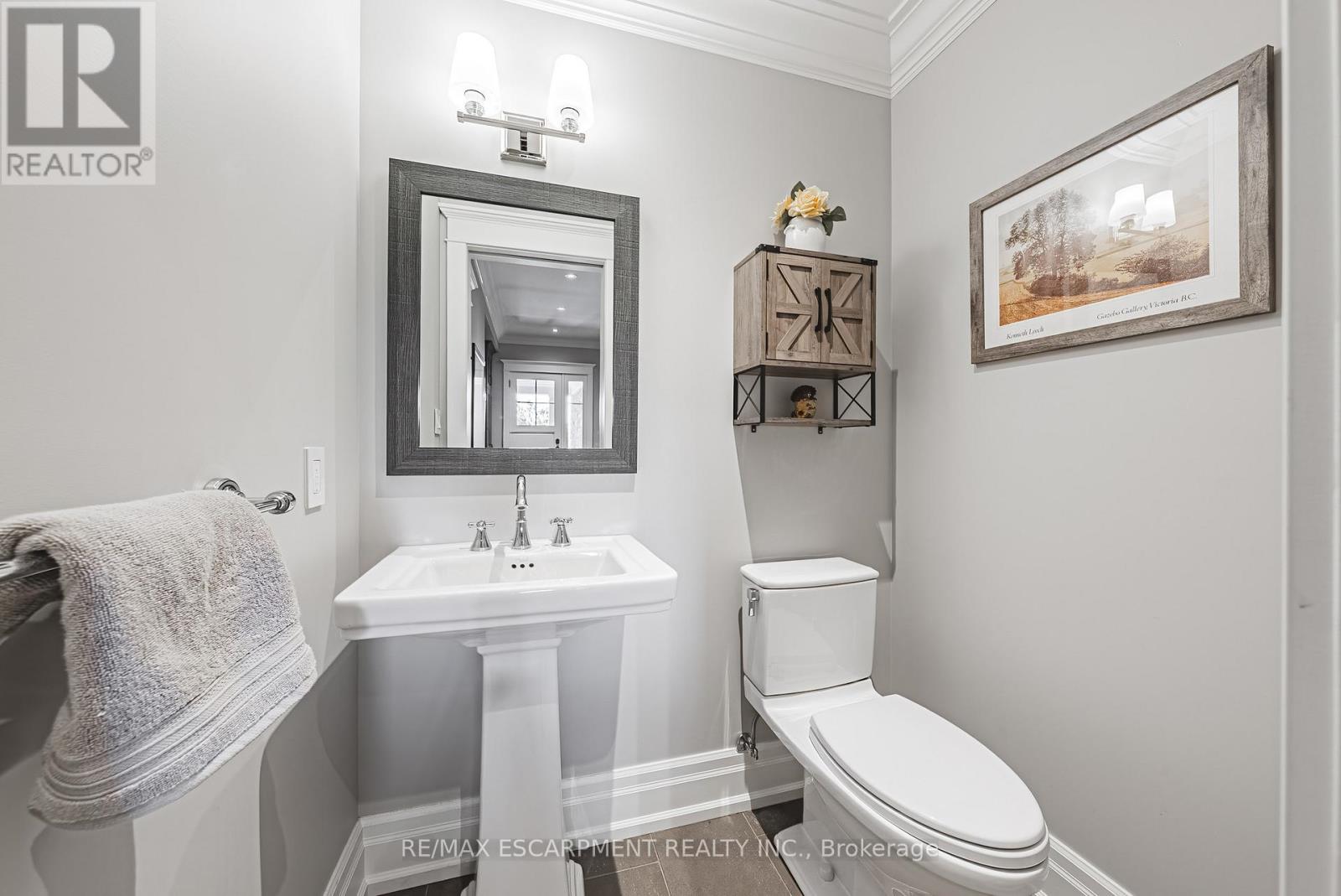 597 Old York Road, Burlington, Ontario  L7P 4Y6 - Photo 25 - W12480040