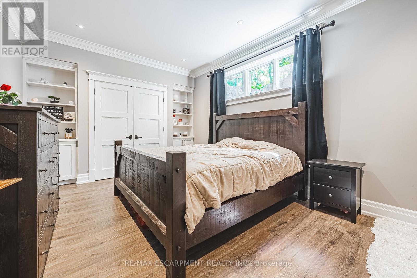 597 Old York Road, Burlington, Ontario  L7P 4Y6 - Photo 37 - W12480040