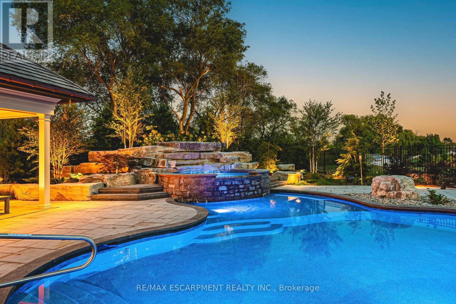 597 Old York Road, Burlington, Ontario  L7P 4Y6 - Photo 47 - W12480040