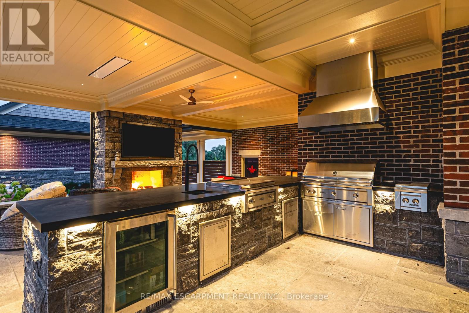 597 Old York Road, Burlington, Ontario  L7P 4Y6 - Photo 49 - W12480040