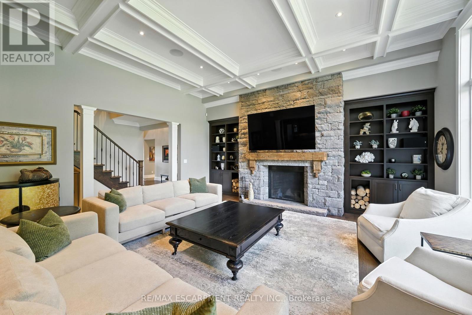 597 Old York Road, Burlington, Ontario  L7P 4Y6 - Photo 6 - W12480040