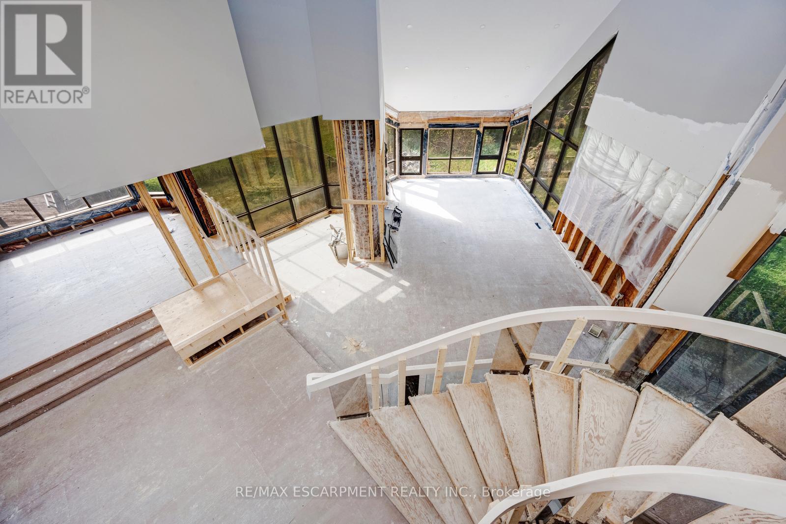 10 Edgeforest Drive, Brampton, Ontario  L6P 0E1 - Photo 14 - W12480075