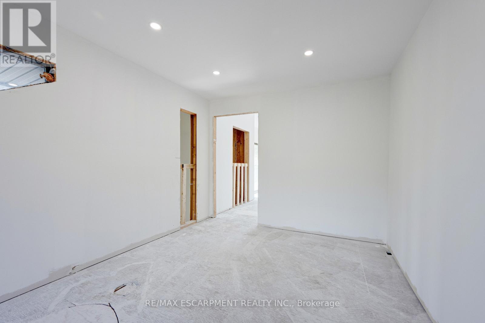 10 Edgeforest Drive, Brampton, Ontario  L6P 0E1 - Photo 20 - W12480075