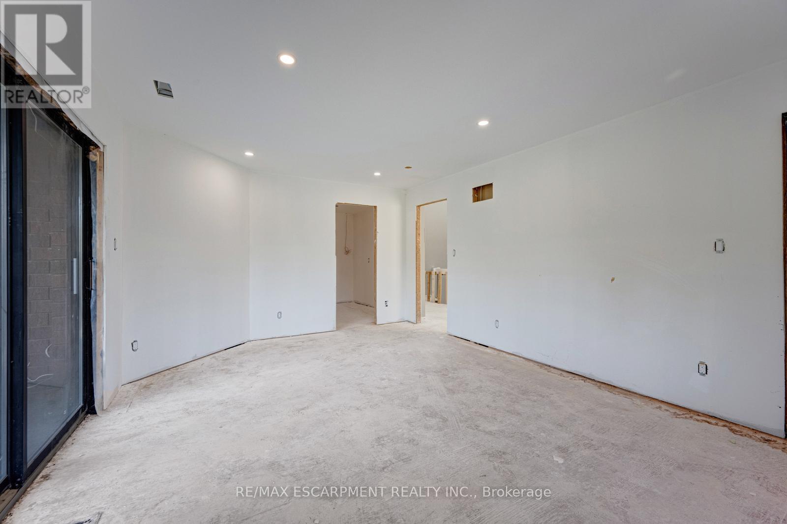 10 Edgeforest Drive, Brampton, Ontario  L6P 0E1 - Photo 27 - W12480075