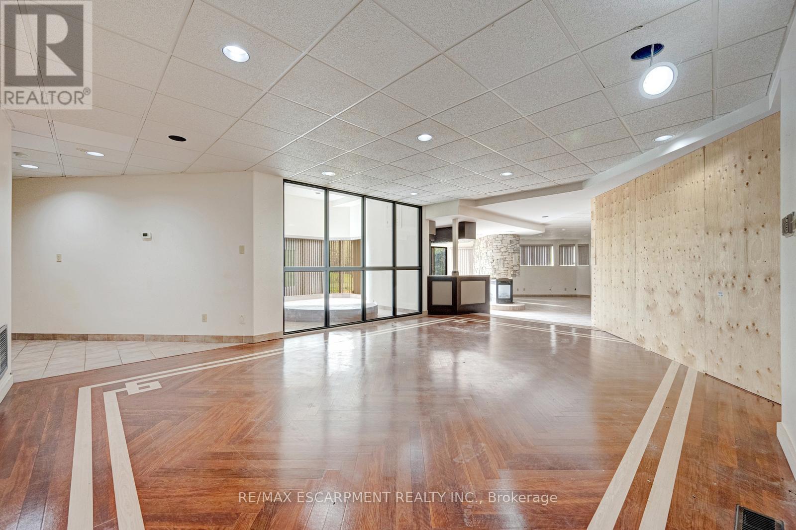 10 Edgeforest Drive, Brampton, Ontario  L6P 0E1 - Photo 32 - W12480075