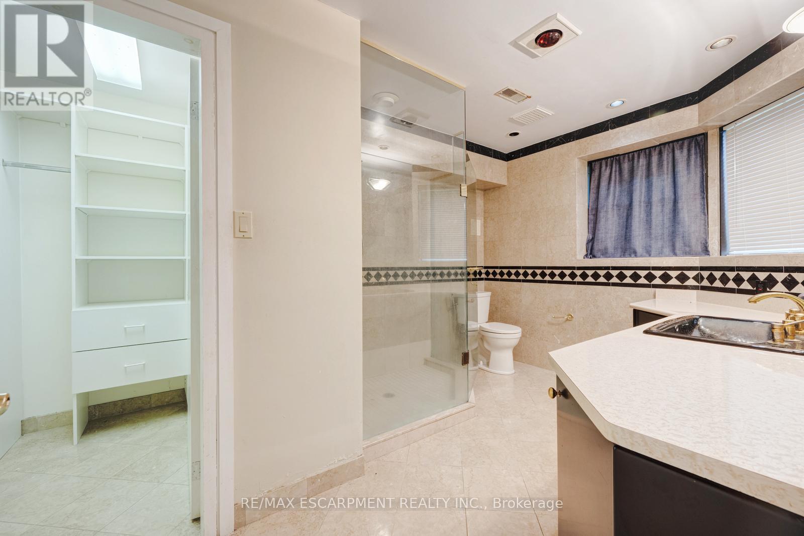 10 Edgeforest Drive, Brampton, Ontario  L6P 0E1 - Photo 39 - W12480075