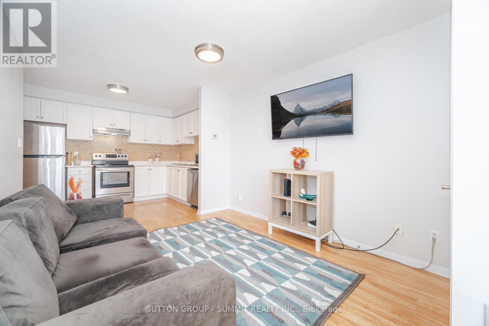 401 - 2464 Weston Road, Toronto, Ontario  M9N 0A2 - Photo 22 - W12480083