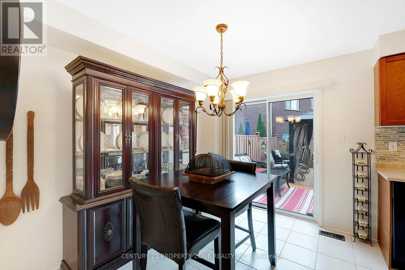 83 Spicebush Terrace, Brampton, Ontario  L6X 0J5 - Photo 19 - W12480091