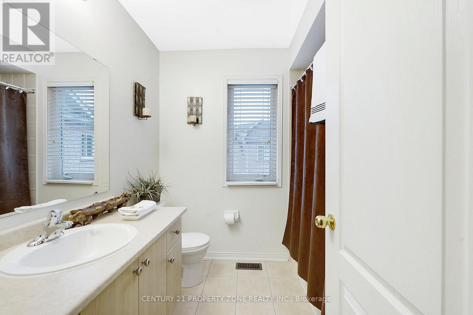 83 Spicebush Terrace, Brampton, Ontario  L6X 0J5 - Photo 28 - W12480091