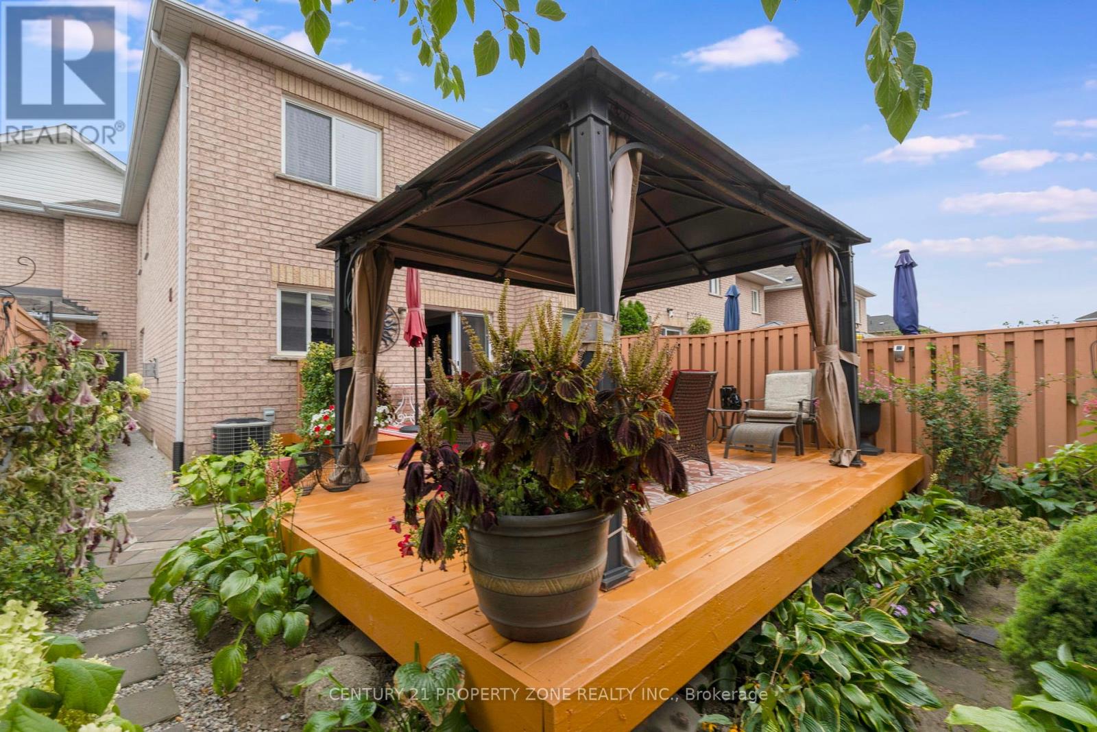 83 Spicebush Terrace, Brampton, Ontario  L6X 0J5 - Photo 34 - W12480091