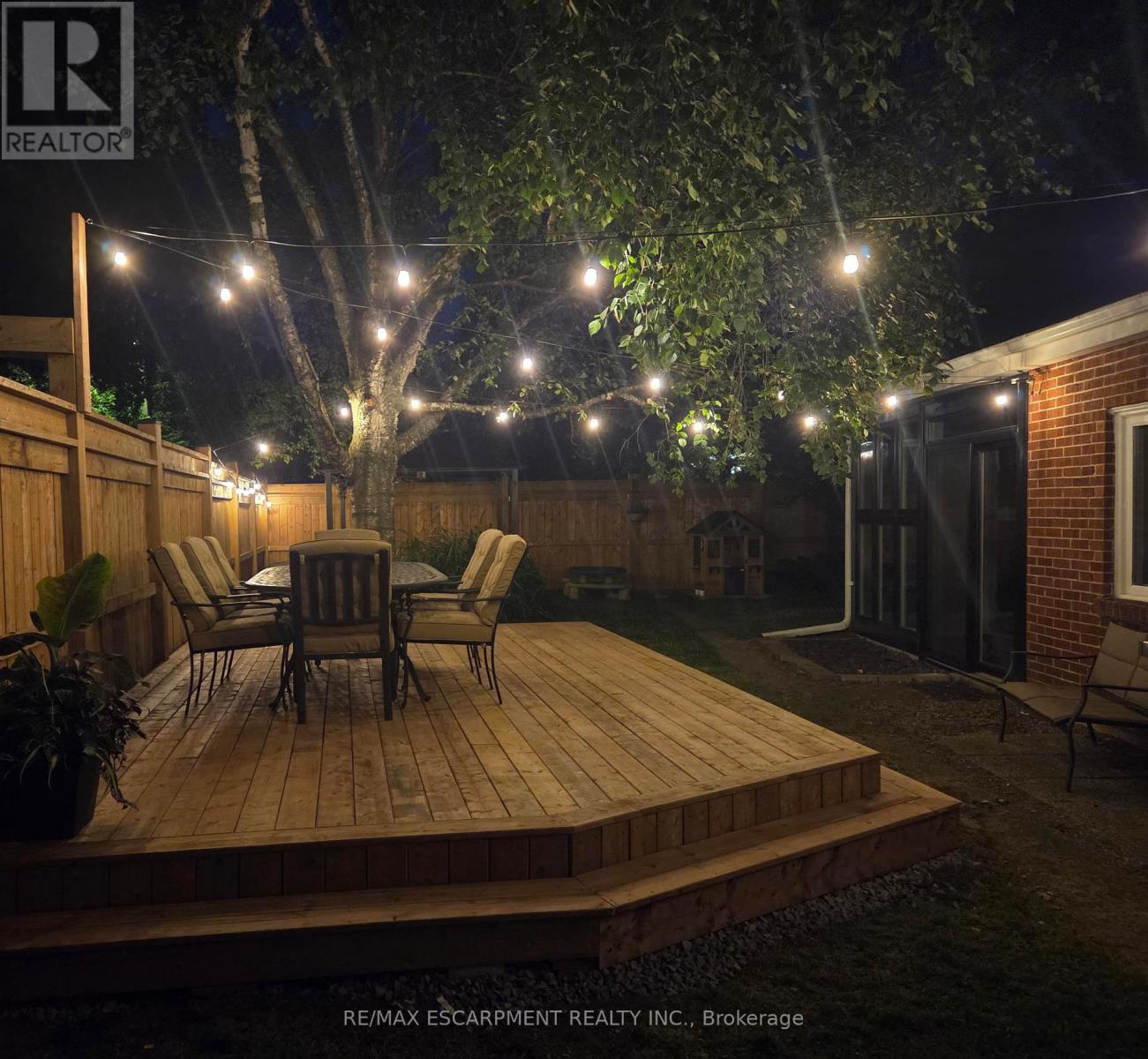 2061 Halton Place, Burlington, Ontario  L7R 1P8 - Photo 45 - W12480093