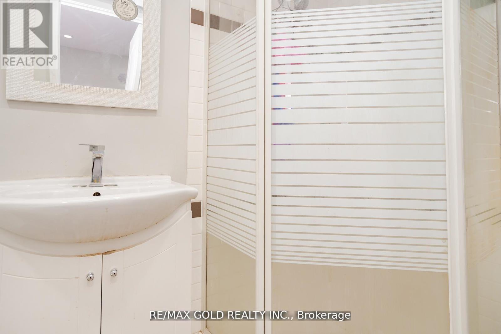 65 Abell Drive, Brampton (Madoc), Ontario  L6V 2W1 - Photo 14 - W12480097