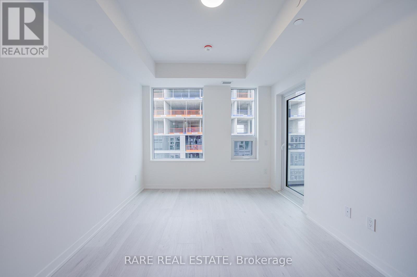 312 - 2501 Saw Whet Boulevard, Oakville, Ontario  L6M 5N2 - Photo 7 - W12480102