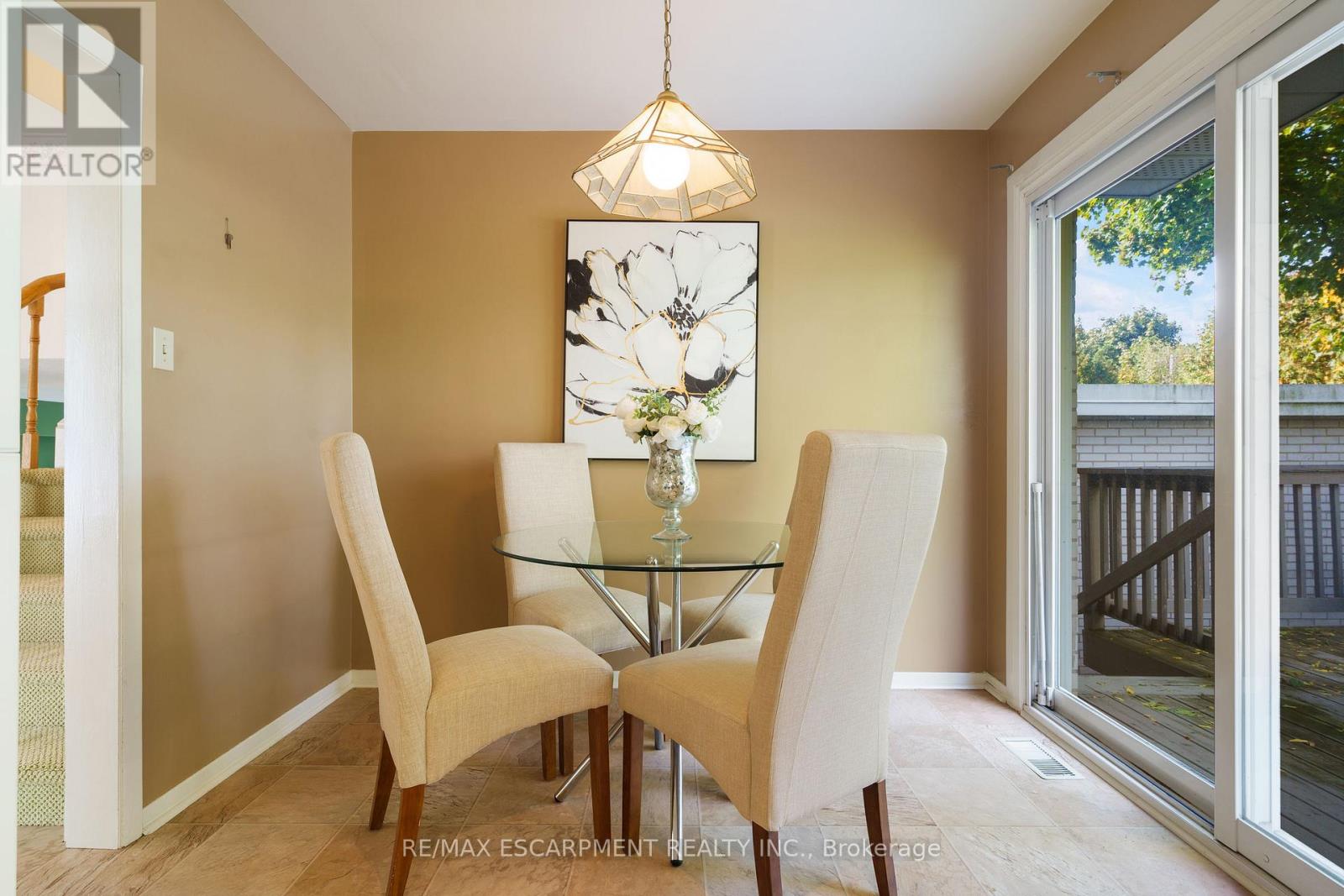 2073 Seafare Drive, Oakville, Ontario  L6L 1P5 - Photo 13 - W12480146