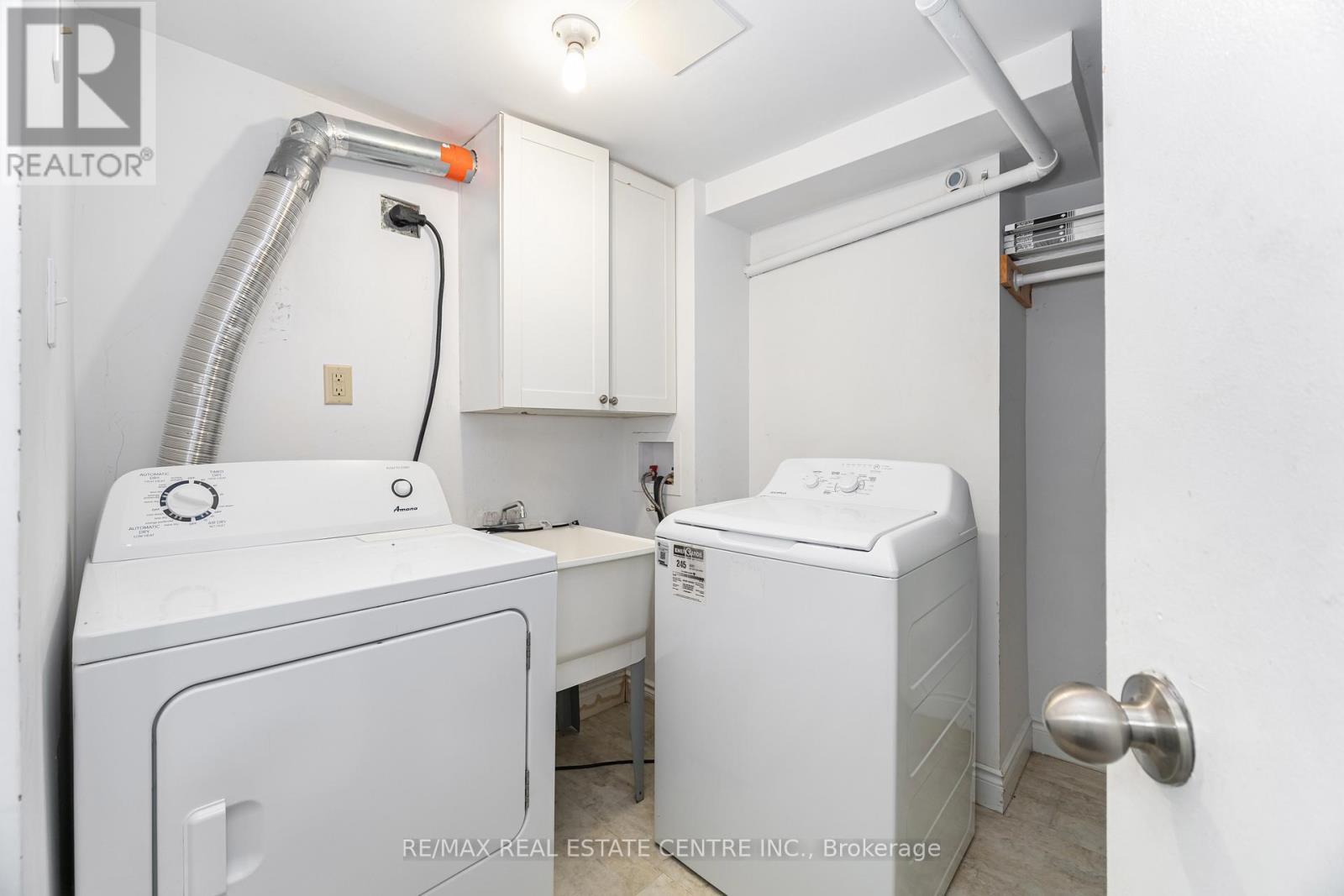 2 - 32 Mount Pleasant Drive, Brampton, Ontario  L6Z 1K2 - Photo 21 - W12480157