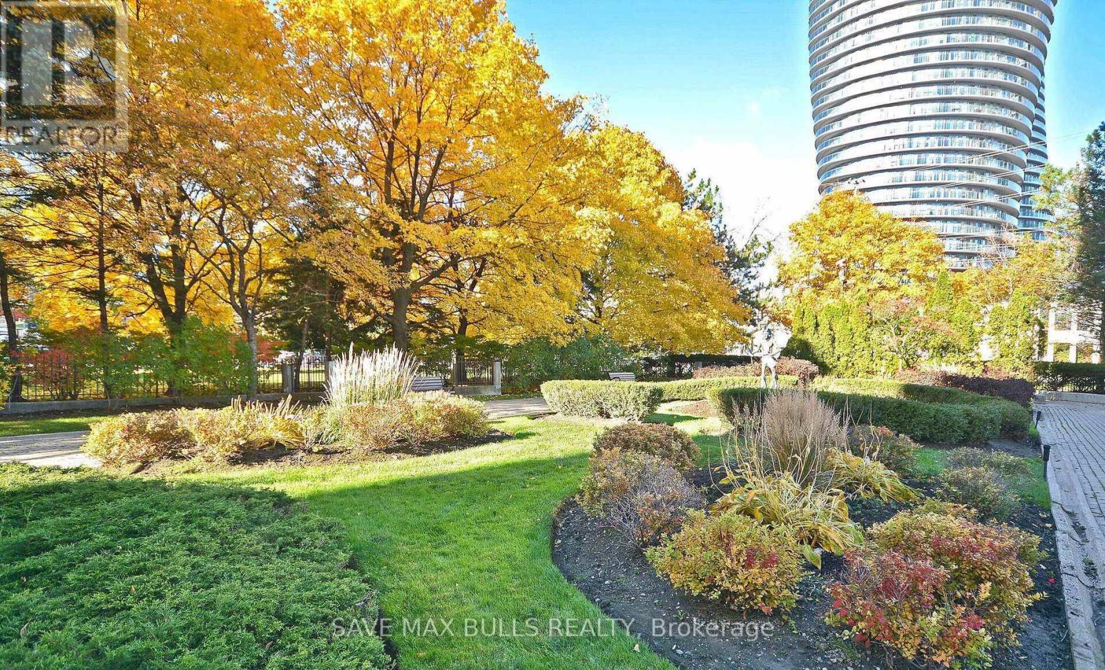 908 - 3650 Kaneff Crescent, Mississauga, Ontario  L5A 4A1 - Photo 18 - W12480170