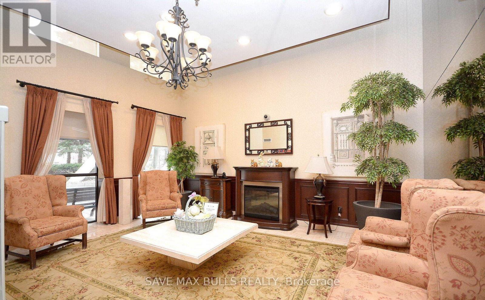 908 - 3650 Kaneff Crescent, Mississauga, Ontario  L5A 4A1 - Photo 9 - W12480170