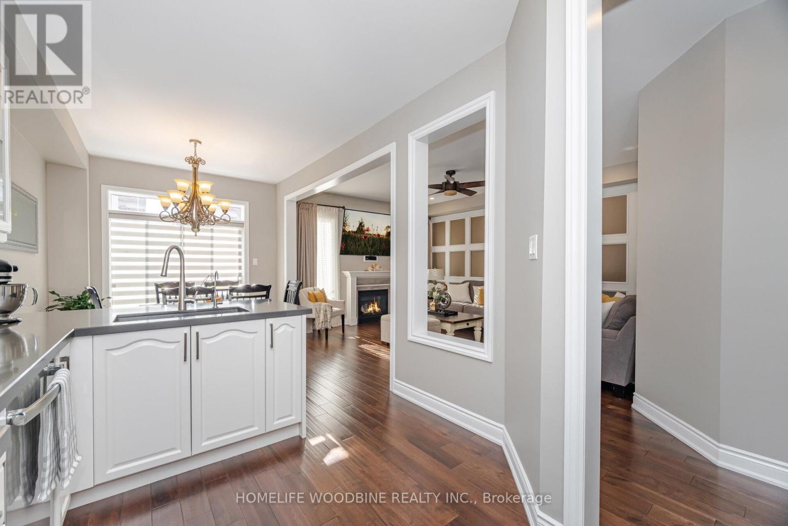 31 Boundbrook Drive, Brampton, Ontario  L7A 0M1 - Photo 11 - W12480185