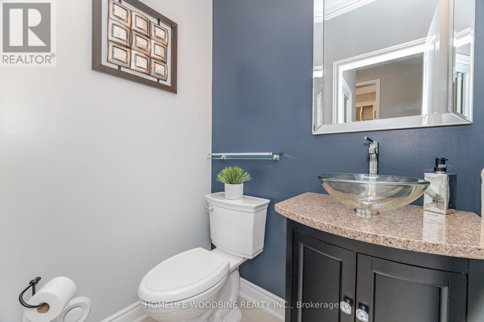 31 Boundbrook Drive, Brampton, Ontario  L7A 0M1 - Photo 18 - W12480185