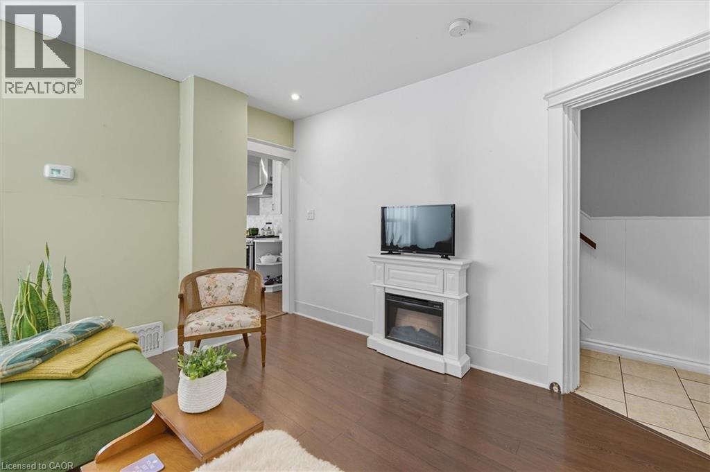 163 Grosvenor Avenue N, Hamilton, Ontario  L8L 7S7 - Photo 11 - 40778034