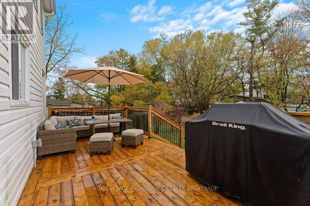 165 Victoria Avenue, Gananoque, Ontario  K7G 2S2 - Photo 36 - X12480408
