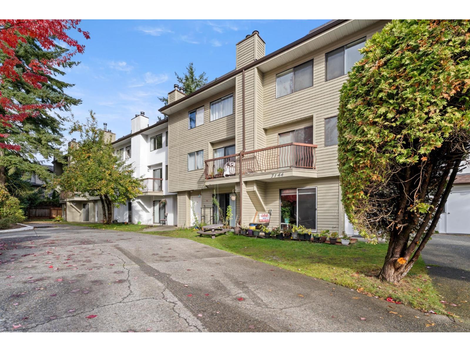 208 7144 133B STREET, Surrey, British Columbia