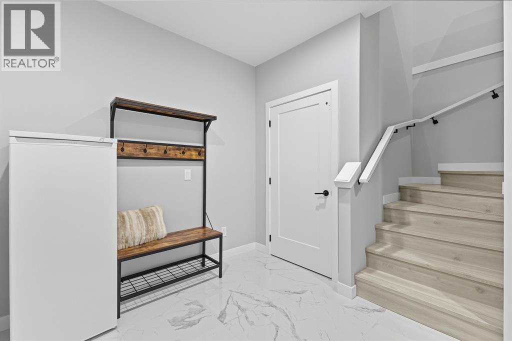 3096 85 Street Sw, Calgary, Alberta  T3H 6C7 - Photo 38 - A2259357