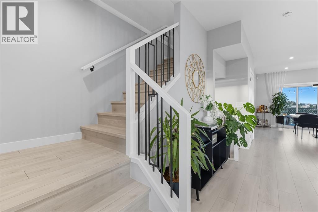 3096 85 Street Sw, Calgary, Alberta  T3H 6C7 - Photo 16 - A2259357