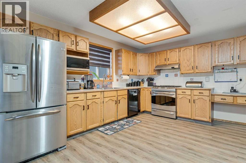 399 Sunlake Road Se, Calgary, Alberta  T2X 3H4 - Photo 6 - A2265880