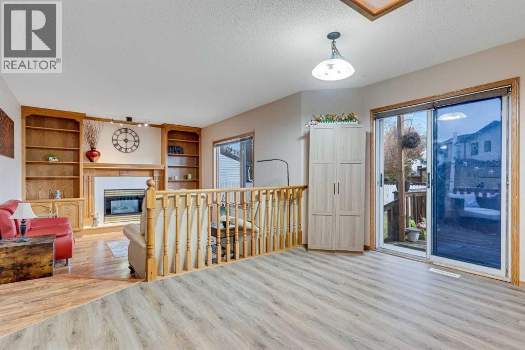 399 Sunlake Road Se, Calgary, Alberta  T2X 3H4 - Photo 8 - A2265880