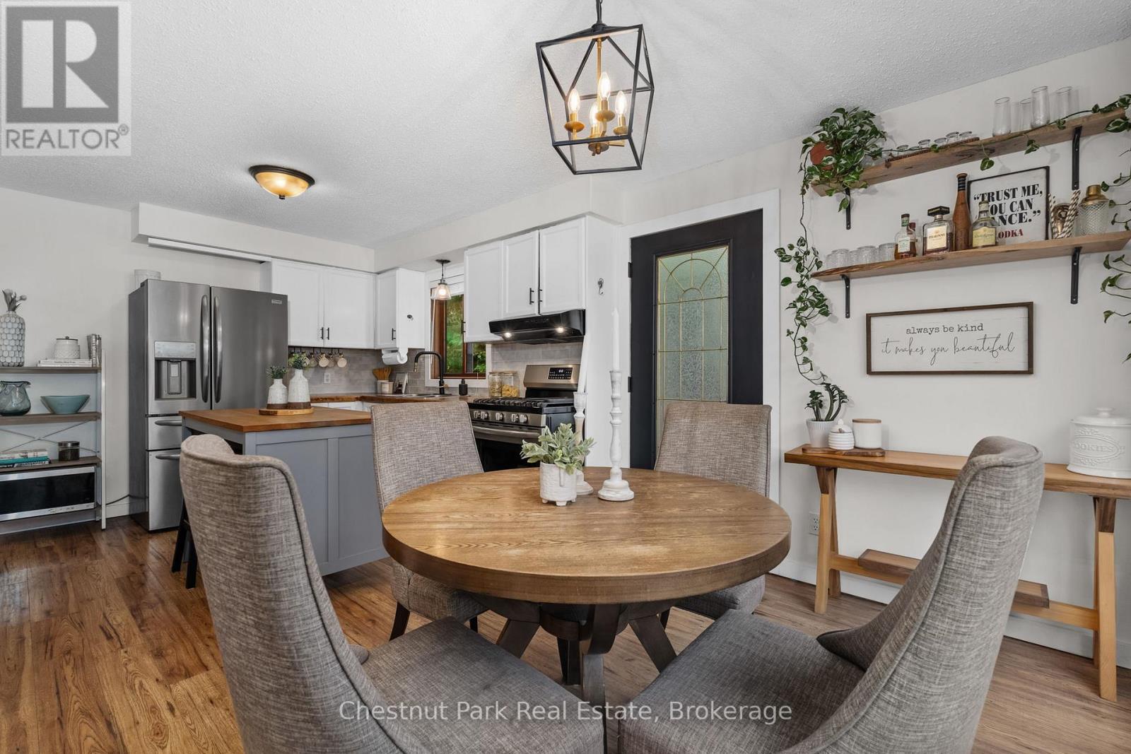 73 Hanes Road, Huntsville, Ontario  P1H 1M3 - Photo 11 - X12480292