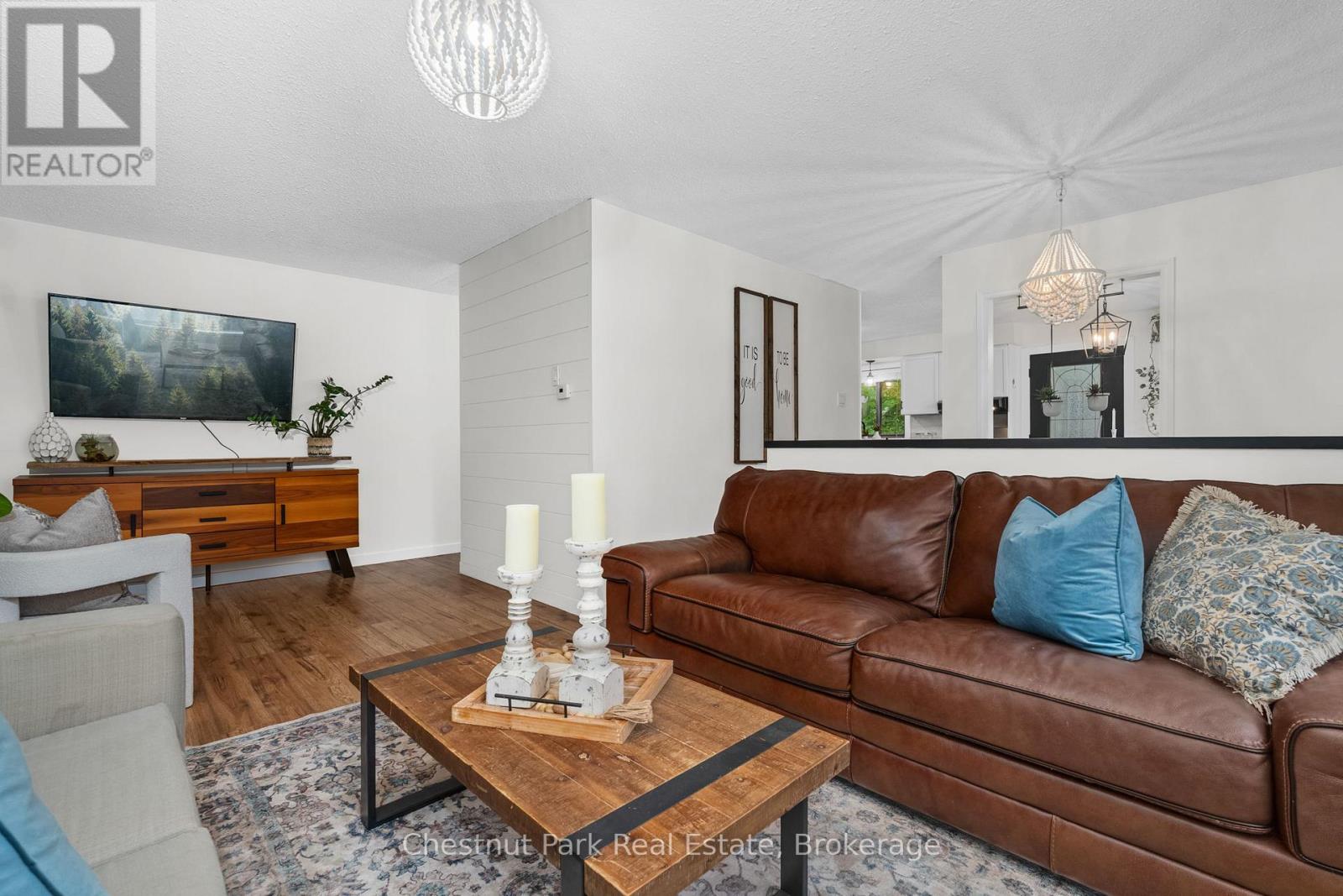 73 Hanes Road, Huntsville, Ontario  P1H 1M3 - Photo 5 - X12480292