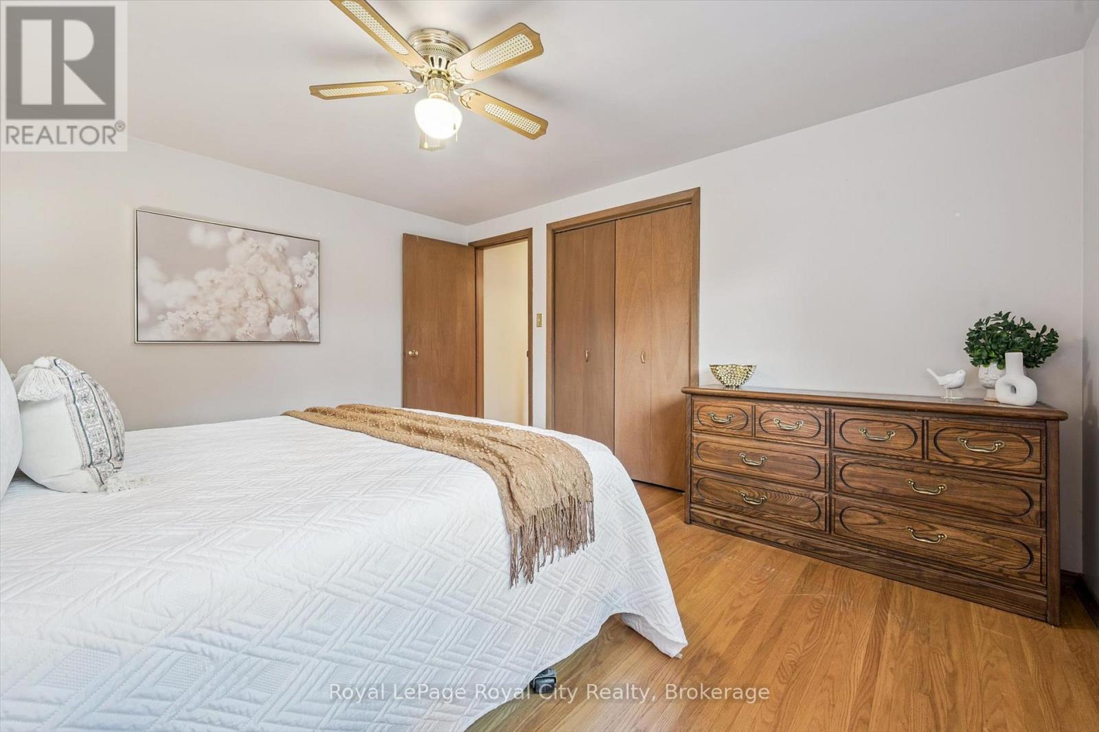 27 Cedar Street, Guelph, Ontario  N1G 1B9 - Photo 26 - X12480313