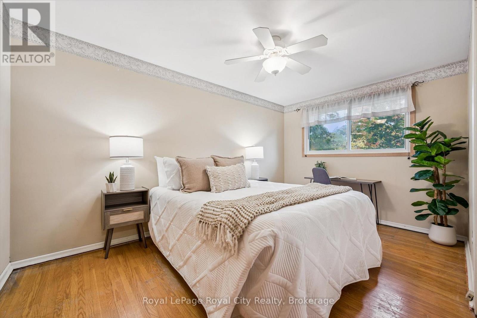 27 Cedar Street, Guelph, Ontario  N1G 1B9 - Photo 28 - X12480313