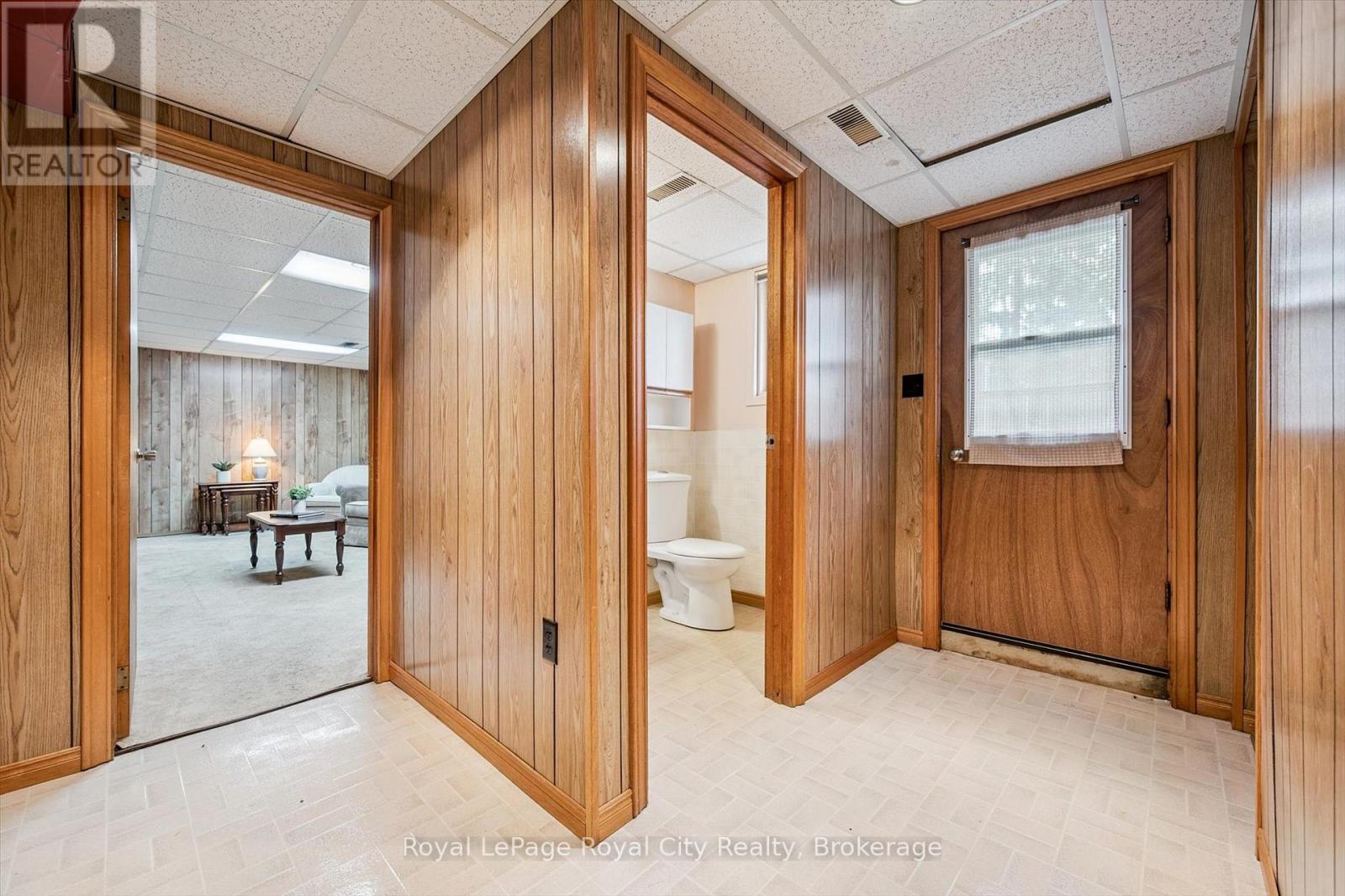 27 Cedar Street, Guelph, Ontario  N1G 1B9 - Photo 31 - X12480313