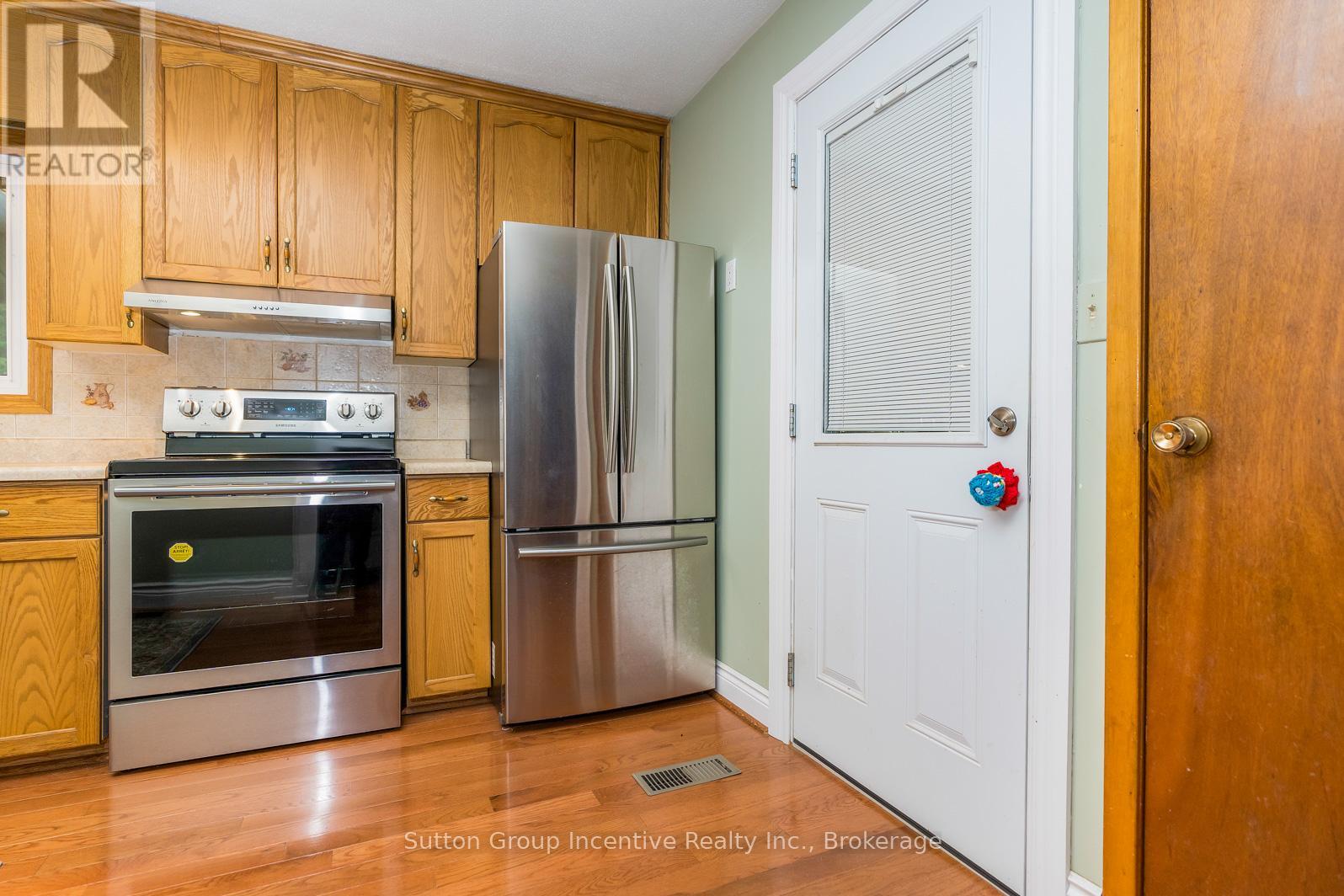 78 Garafraxa Street, Chatsworth, Ontario  N0H 1G0 - Photo 20 - X12480317