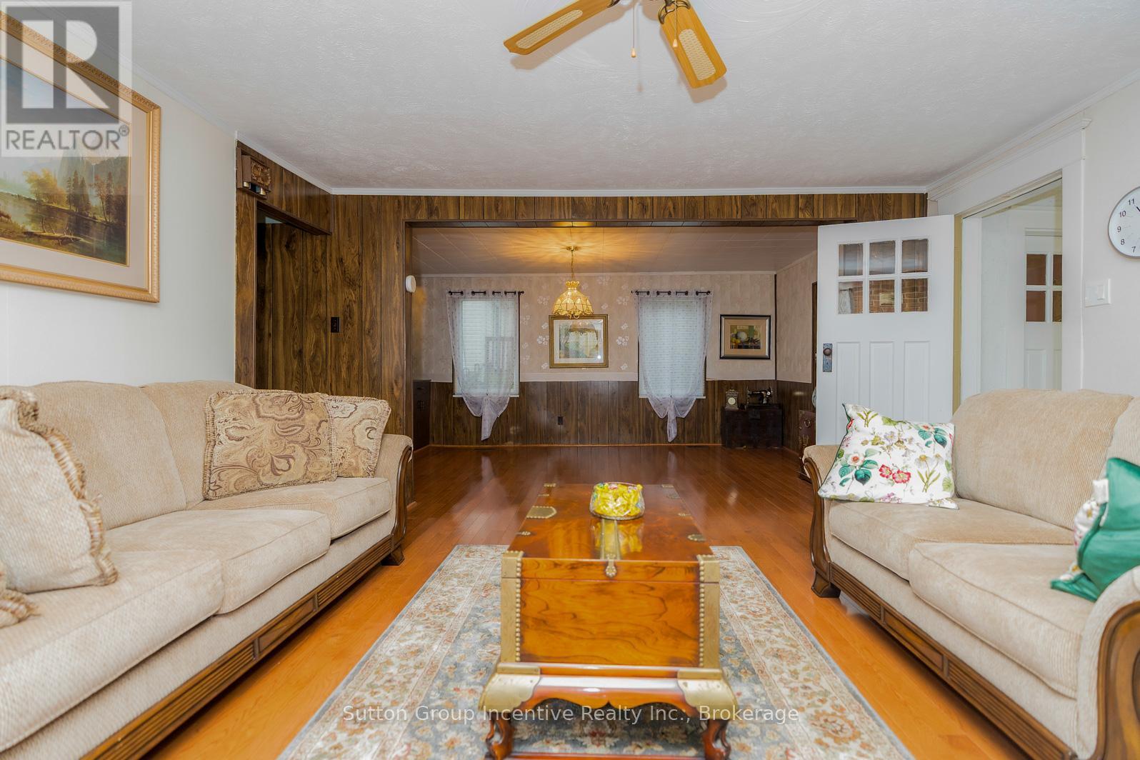 78 Garafraxa Street, Chatsworth, Ontario  N0H 1G0 - Photo 34 - X12480317