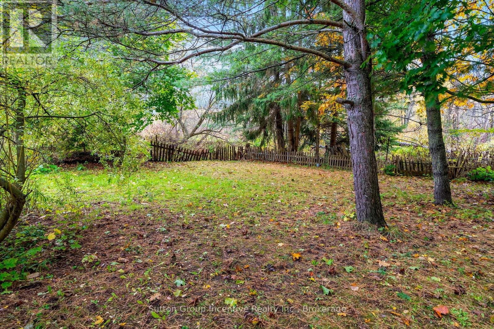 78 Garafraxa Street, Chatsworth, Ontario  N0H 1G0 - Photo 38 - X12480317