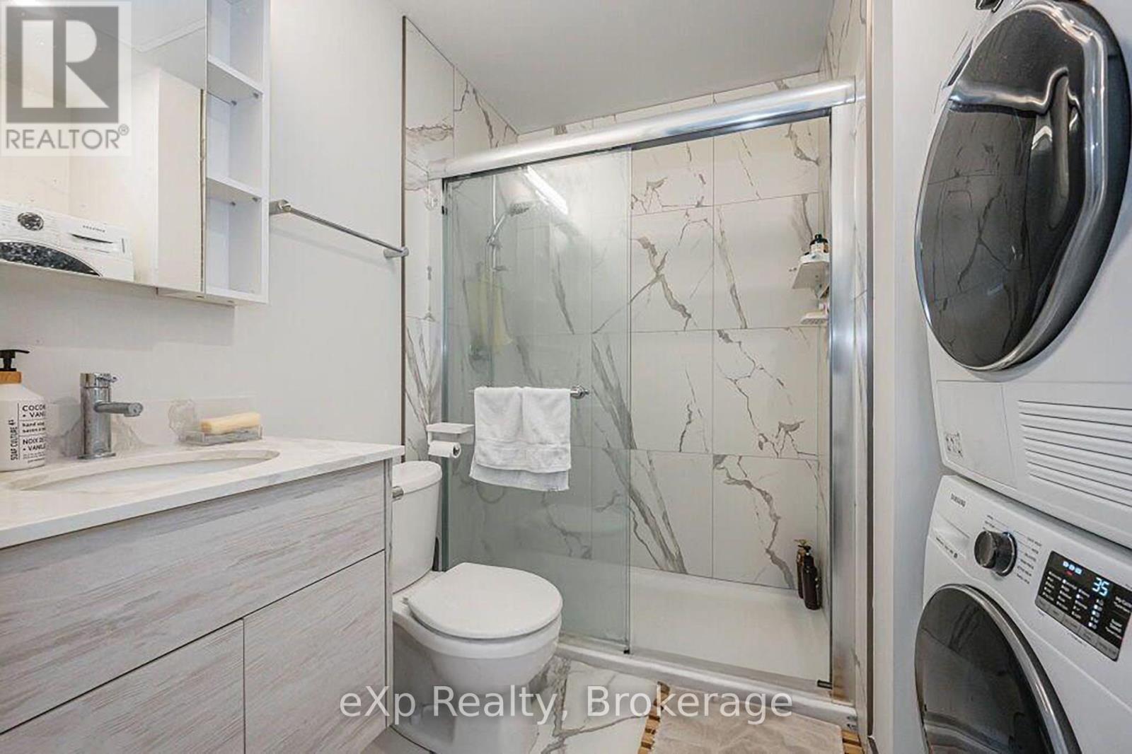 701 - 60 Frederick Street, Kitchener, Ontario  N2H 0C7 - Photo 9 - X12480340