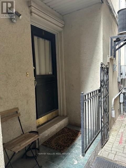 148 Borden Street, Toronto (University), Ontario  M5S 2N3 - Photo 18 - C12480243
