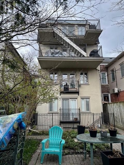 148 Borden Street, Toronto (University), Ontario  M5S 2N3 - Photo 8 - C12480243