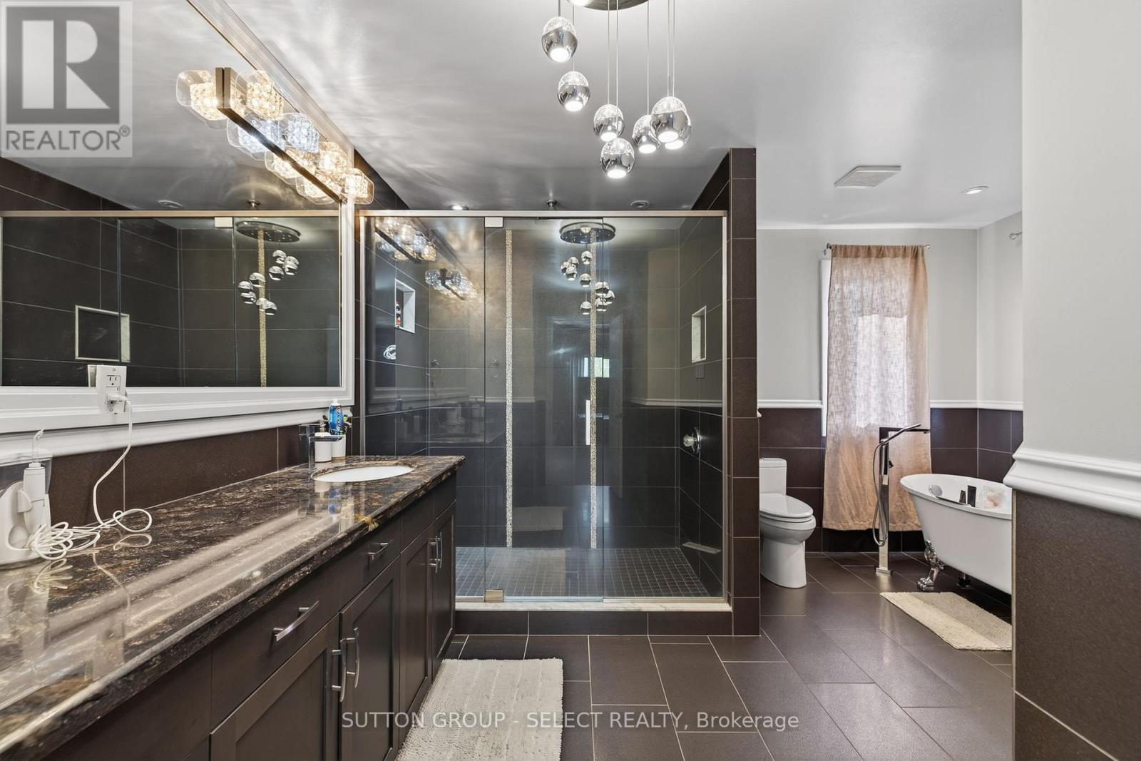 700 Franklinway Crescent, London North (North R), Ontario  N6G 5C8 - Photo 19 - X12480272