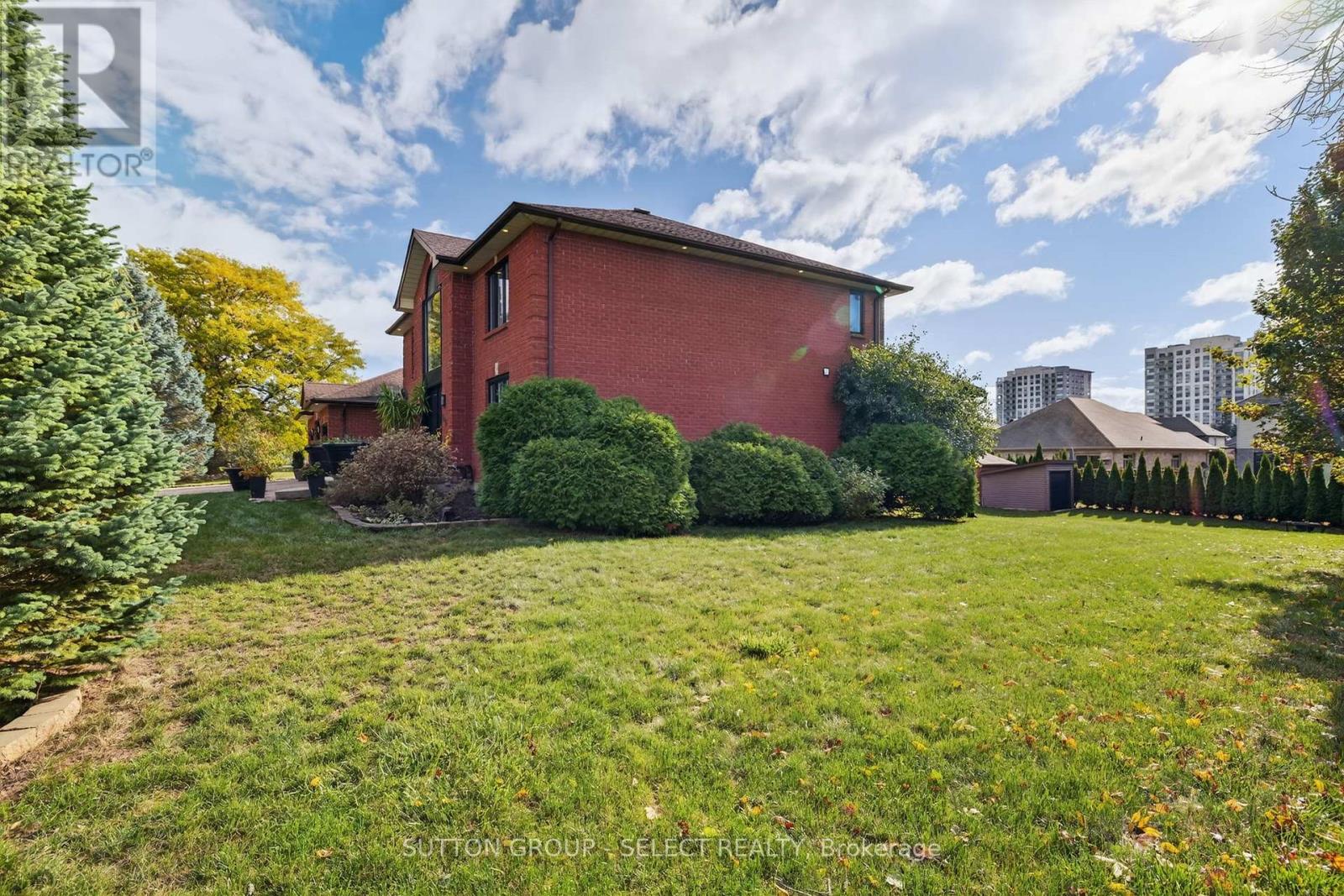 700 Franklinway Crescent, London North (North R), Ontario  N6G 5C8 - Photo 32 - X12480272