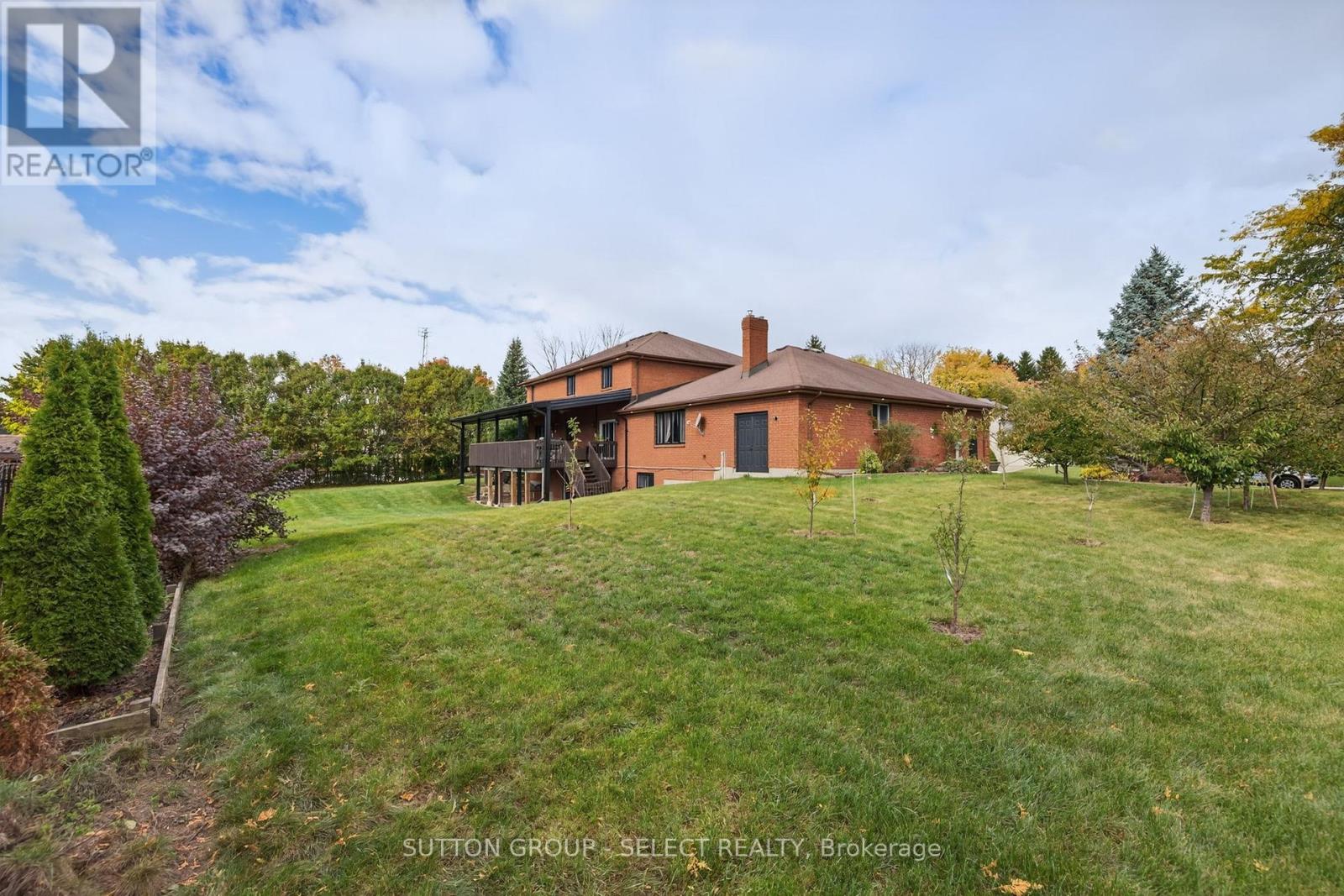 700 Franklinway Crescent, London North (North R), Ontario  N6G 5C8 - Photo 33 - X12480272