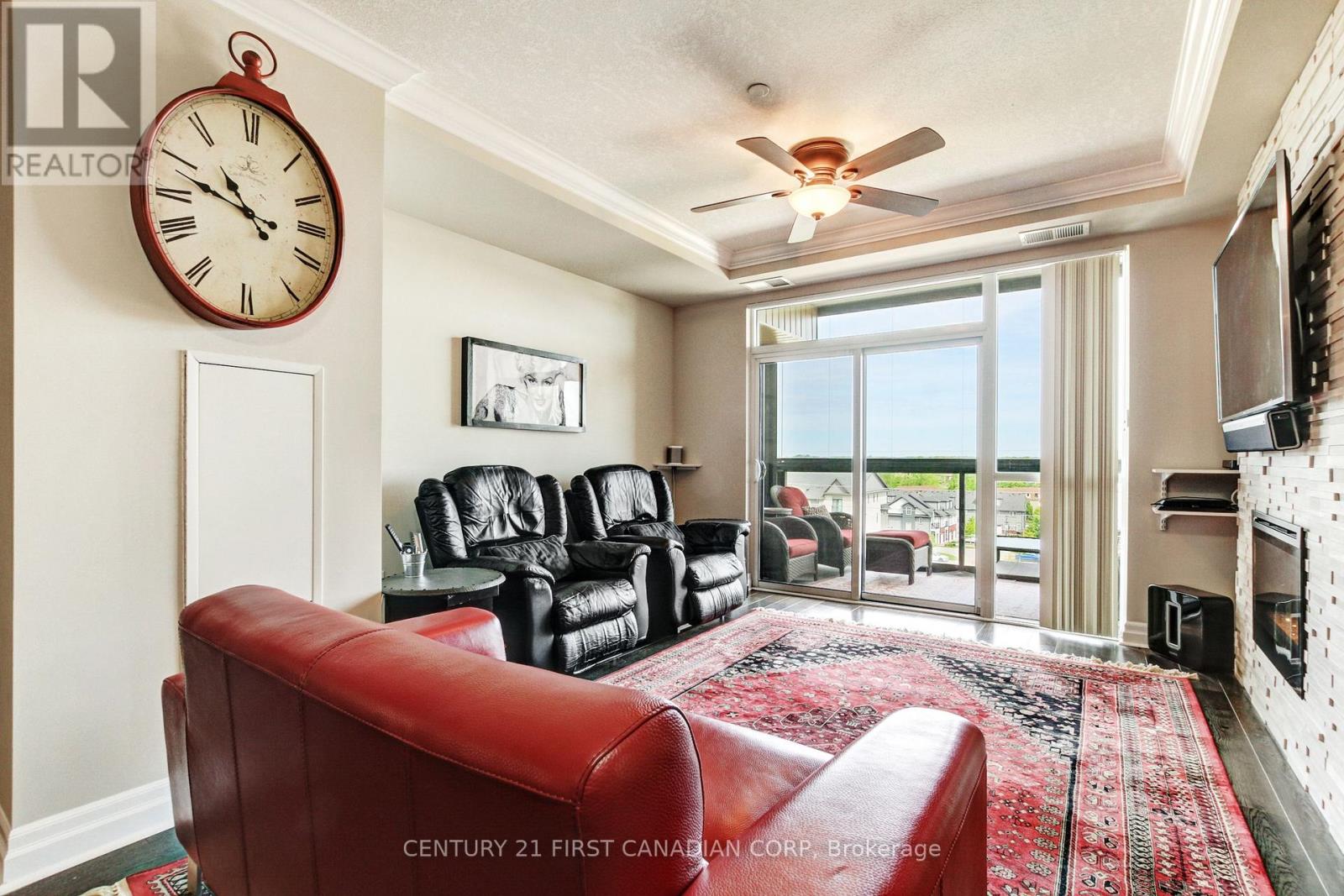 512 - 240 Villagewalk Boulevard, London North (North R), Ontario  N6G 0P6 - Photo 13 - X12480298