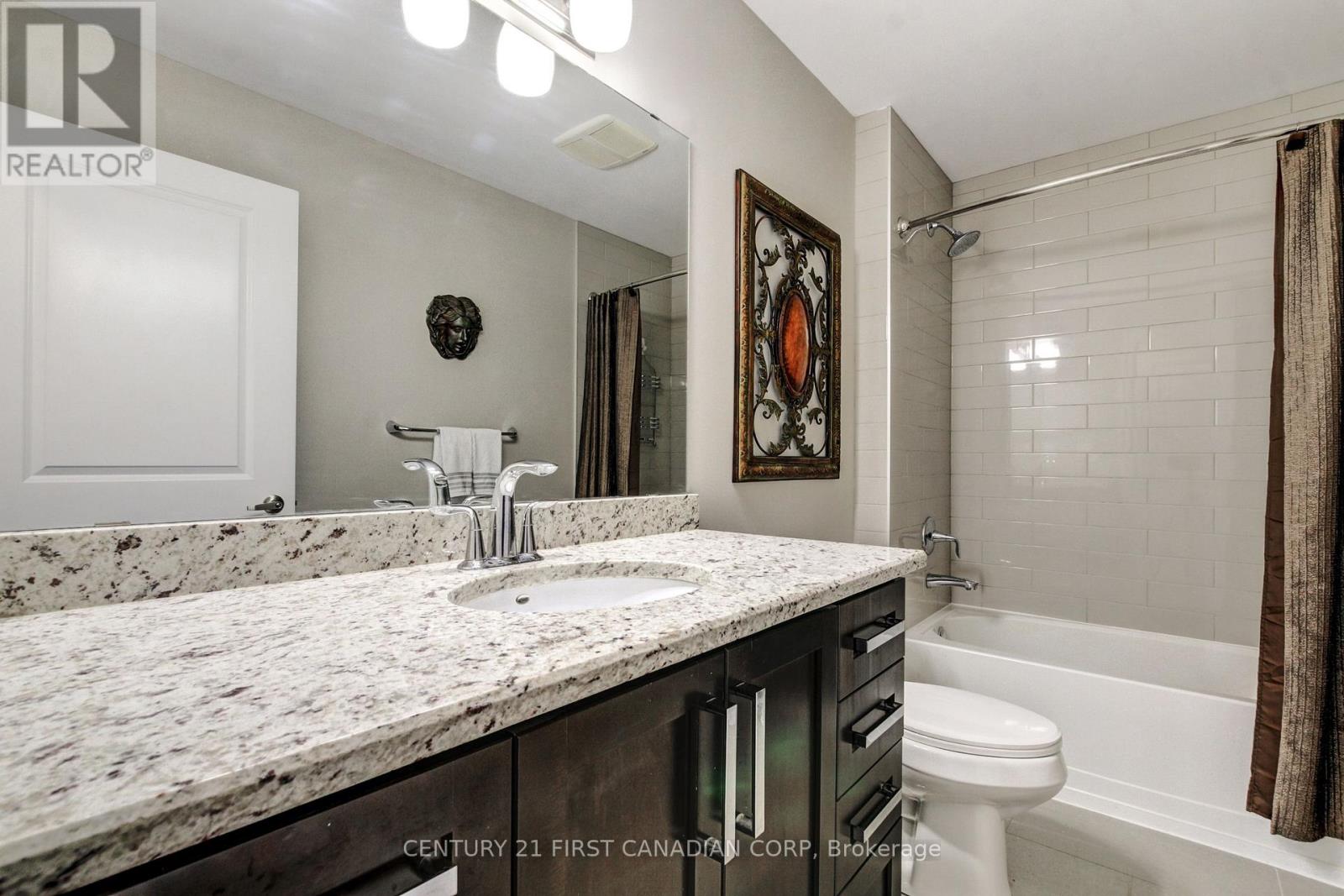 512 - 240 Villagewalk Boulevard, London North (North R), Ontario  N6G 0P6 - Photo 18 - X12480298